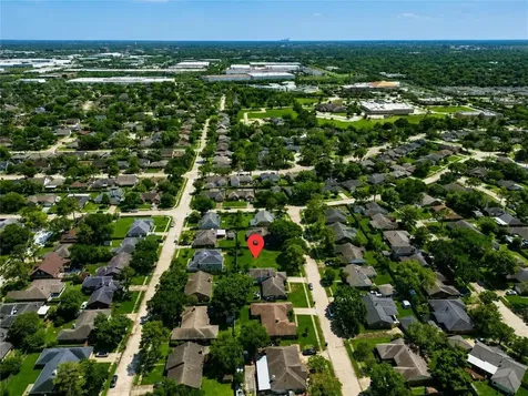 2310 Hartman Drive Sugar Land TX 77478