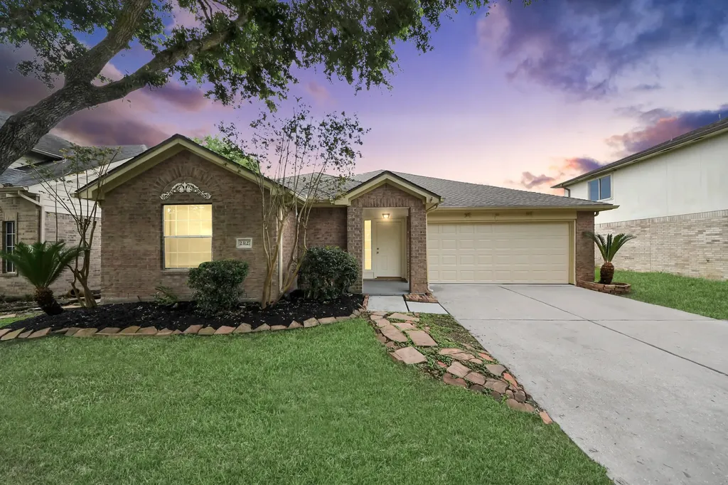 23127 N Waterlake Drive Richmond TX 77406