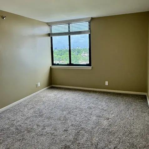 3525 Sage Road 716 Houston TX 77056