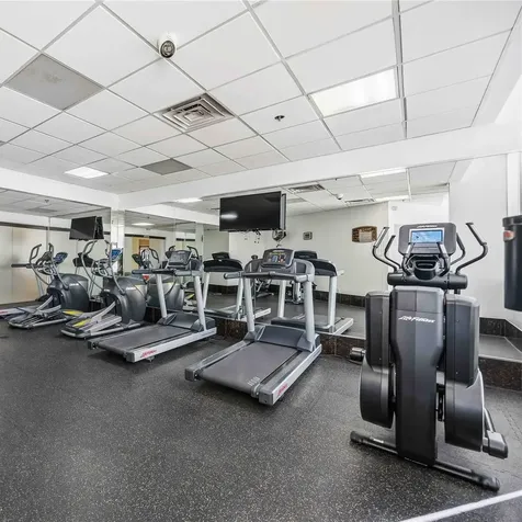 3525 Sage Road 716 Houston TX 77056