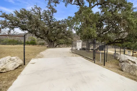 117 Cedar Ridge Road Concan TX 78801