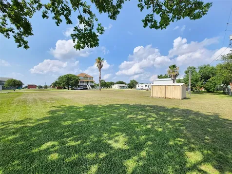 Lot 633-634 Swallow Drive Palacios TX 77465