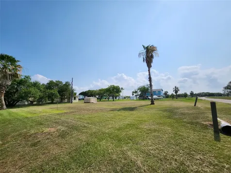 Lot 633-634 Swallow Drive Palacios TX 77465