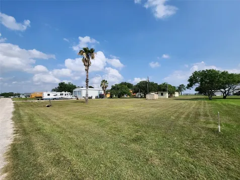 Lot 633-634 Swallow Drive Palacios TX 77465