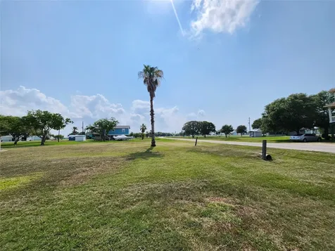 Lot 633-634 Swallow Drive Palacios TX 77465