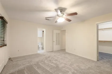 138 Summer Place B Huntsville TX 77340