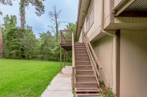 138 Summer Place B Huntsville TX 77340