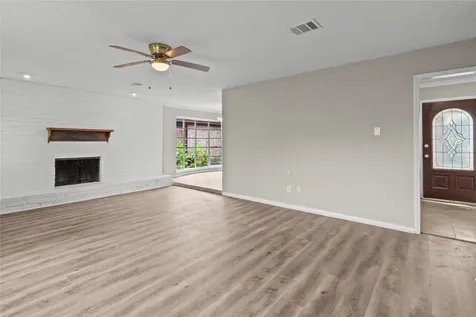 239 Andorra Lane Houston TX 77015