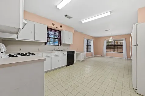 3309 Thornwood Way Huntsville TX 77340