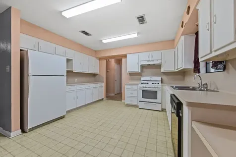 3309 Thornwood Way Huntsville TX 77340