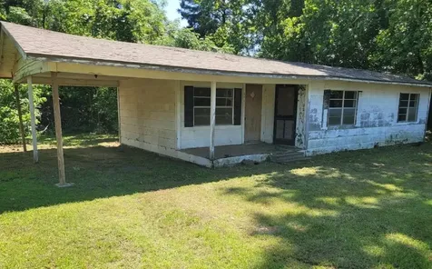 343 NW Martin Luther King Drive De Kalb TX 75559