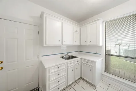 2910 Chaucer Drive Montgomery TX 77356