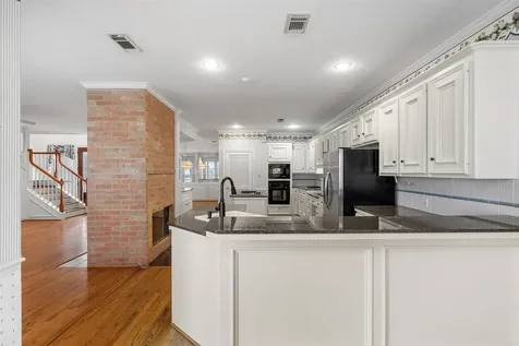2910 Chaucer Drive Montgomery TX 77356