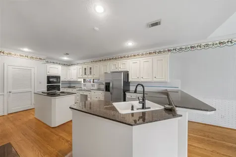 2910 Chaucer Drive Montgomery TX 77356