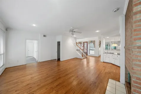 2910 Chaucer Drive Montgomery TX 77356