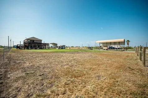 172 Curlew Street Sargent TX 77414