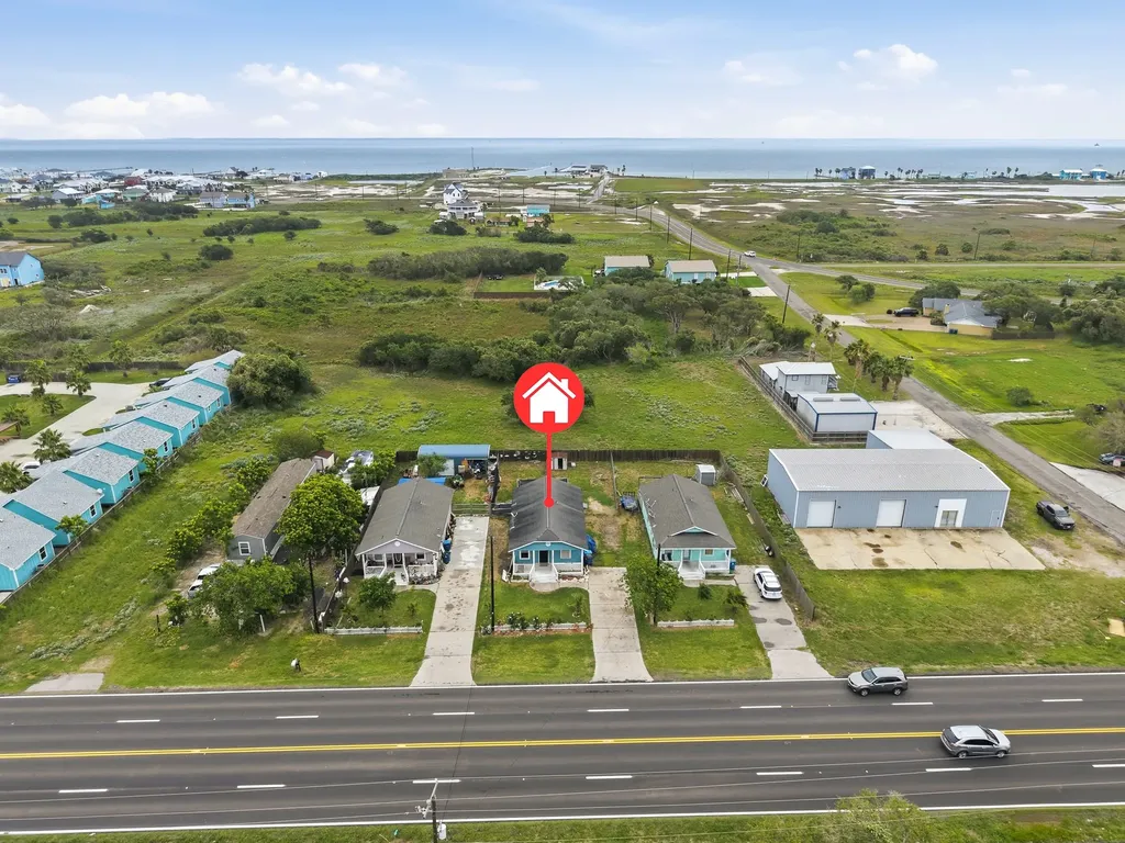 1820 Highway 35 S Rockport TX 78382