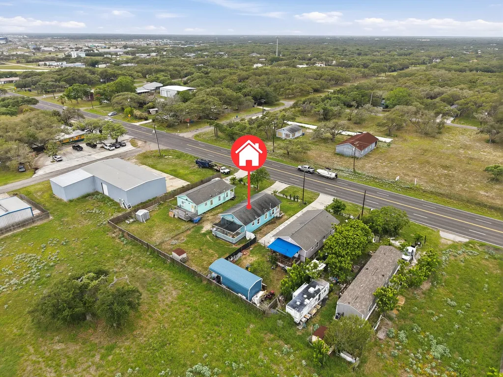 1820 Highway 35 S Rockport TX 78382