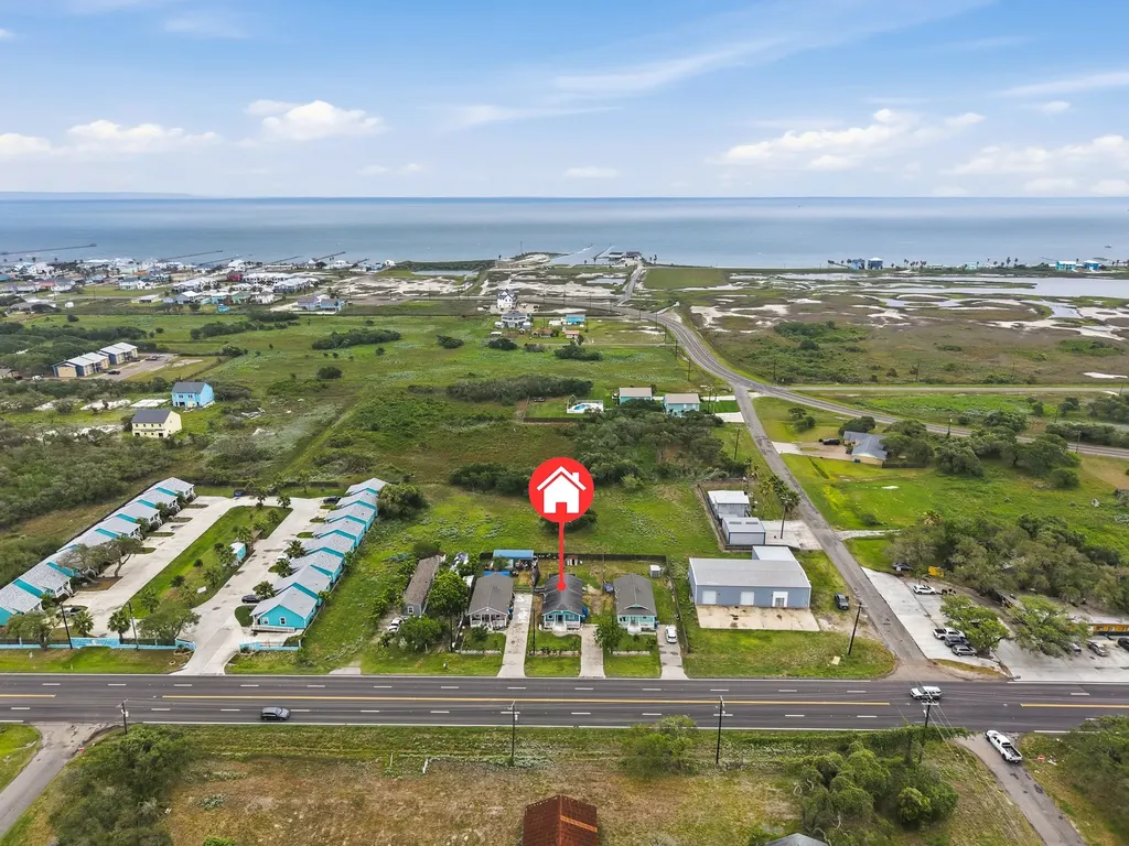 1820 Highway 35 S Rockport TX 78382