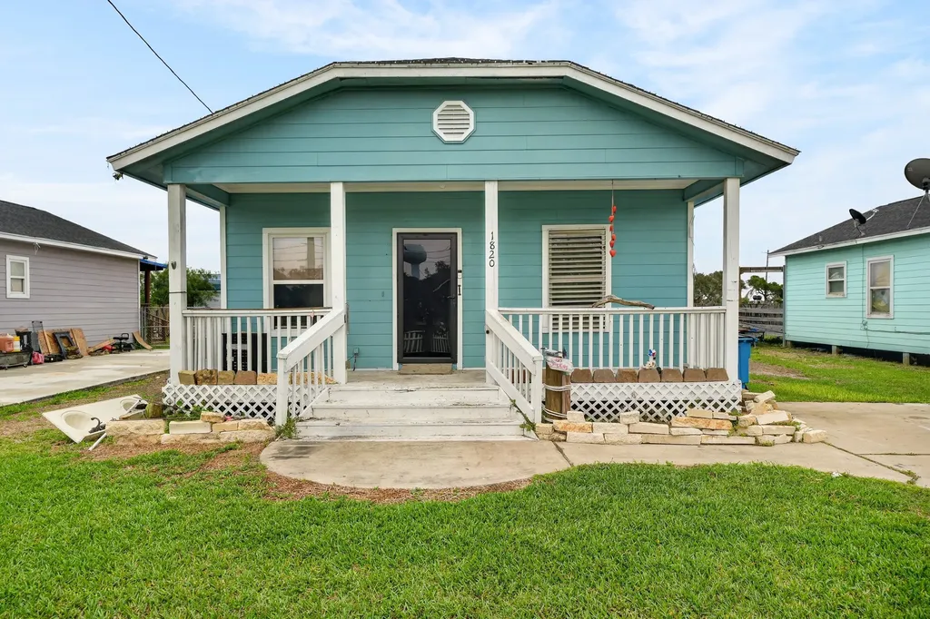 1820 Highway 35 S Rockport TX 78382