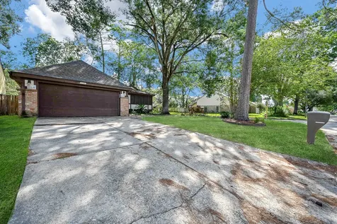 17306 Beaver Springs Drive Houston TX 77090