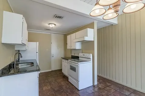 14 Lakeway Street Conroe TX 77304