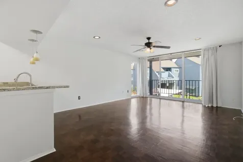 12500 Melville Drive 231 C Montgomery TX 77356