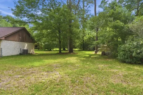 1200 Williams Street Cleveland TX 77327