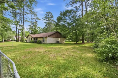 1200 Williams Street Cleveland TX 77327