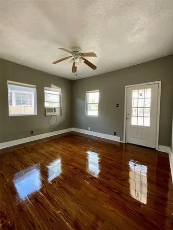 6912 Avenue C 2 Houston TX 77011