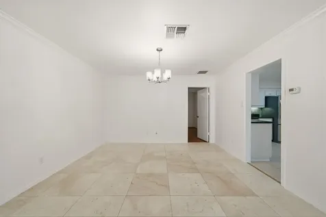 2219 Nantucket Drive Houston TX 77057