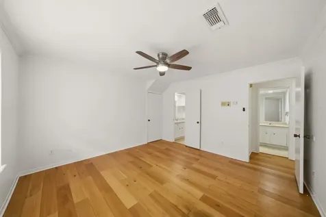 2219 Nantucket Drive Houston TX 77057