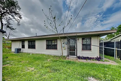 4310 Boynton Drive Houston TX 77045