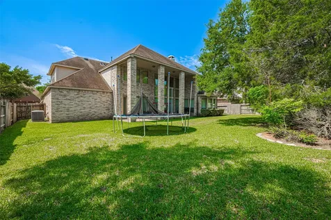 7611 Herndon Place Sugar Land TX 77479