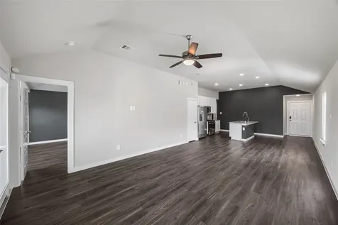 915 Silver Birch Branch Magnolia TX 77354