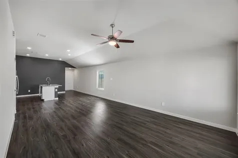 915 Silver Birch Branch Magnolia TX 77354