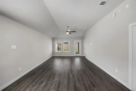 915 Silver Birch Branch Magnolia TX 77354