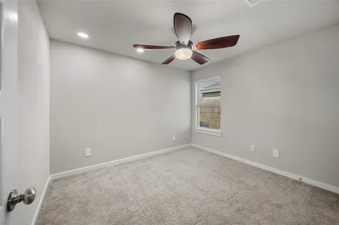 915 Silver Birch Branch Magnolia TX 77354
