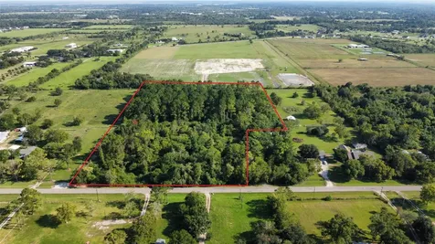 4925 County Road 435 Alvin TX 77511