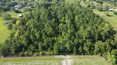 4925 County Road 435 Alvin TX 77511