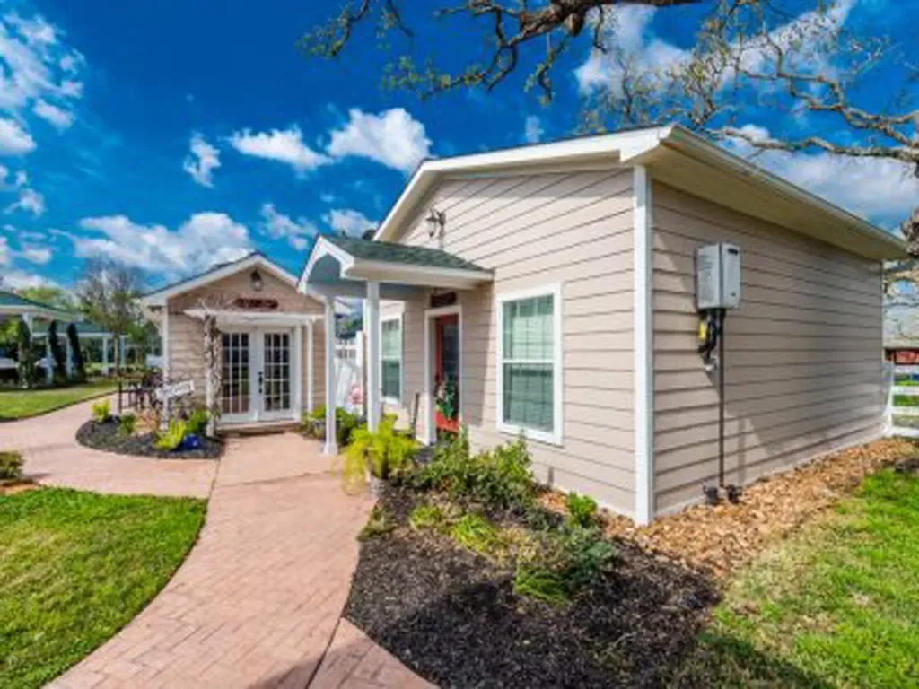 9500 Mayfield Avenue B Shiro TX 77876