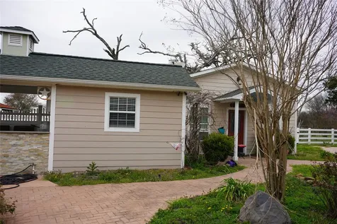 9500 Mayfield Avenue B Shiro TX 77876