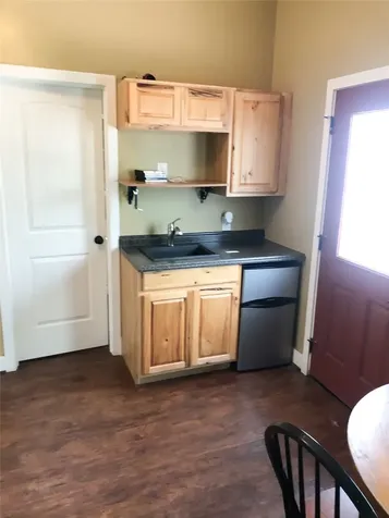 9500 Mayfield Avenue B Shiro TX 77876