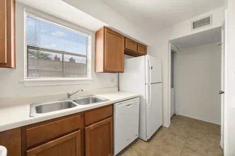 3100 Walnut Bend Lane 120 Houston TX 77042