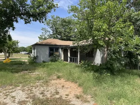 644 E 16th Street Colorado City TX 79512
