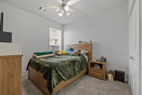 1217 Red Hills Drive Rosharon TX 77583