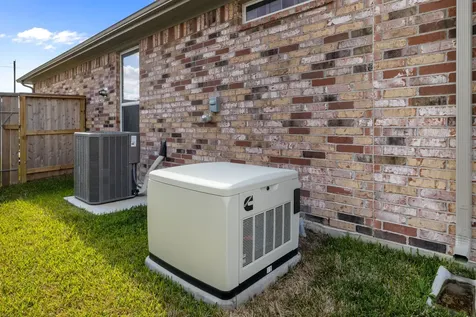 1217 Red Hills Drive Rosharon TX 77583