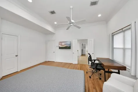 1402 Wentworth Street Houston TX 77004