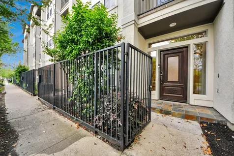 1402 Wentworth Street Houston TX 77004