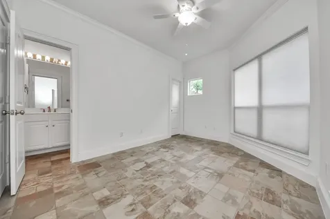 1402 Wentworth Street Houston TX 77004